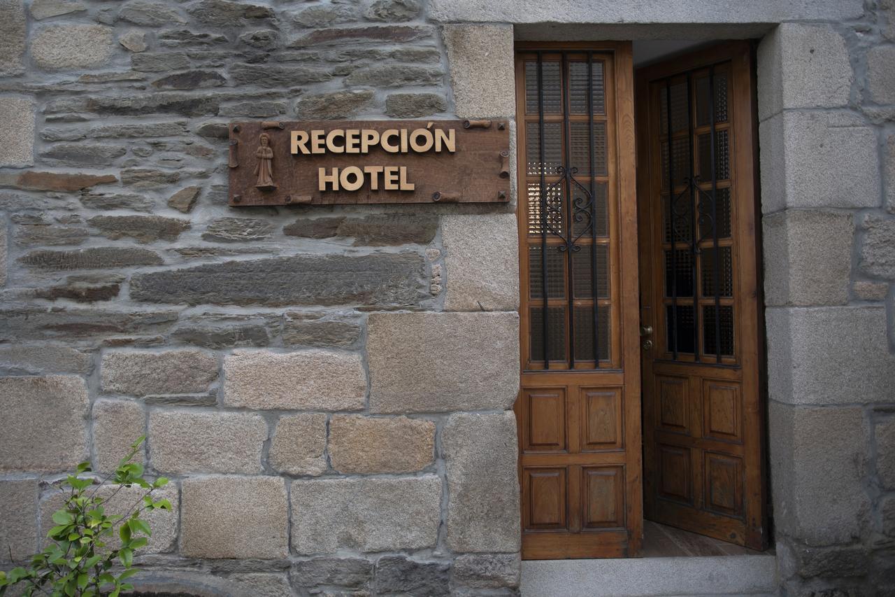 Hotel Novoa Саррія Екстер'єр фото